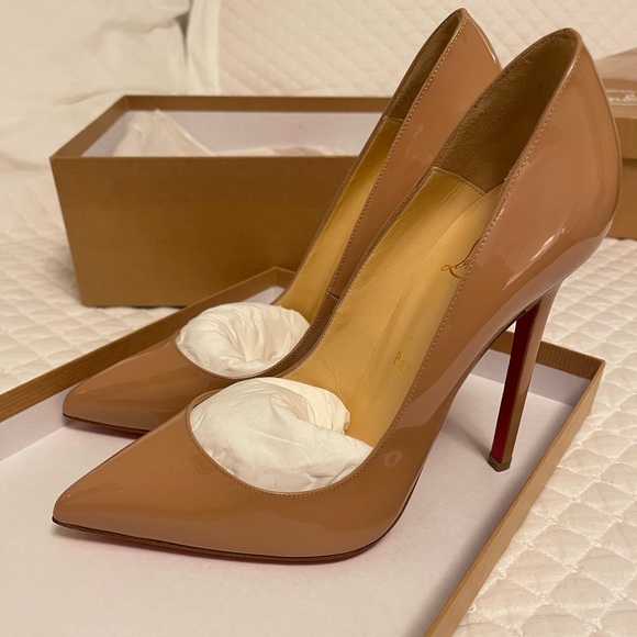 Christian Louboutin Shoes - COPY - Christian Louboutin Pumps size 39 NUDE. Brand New